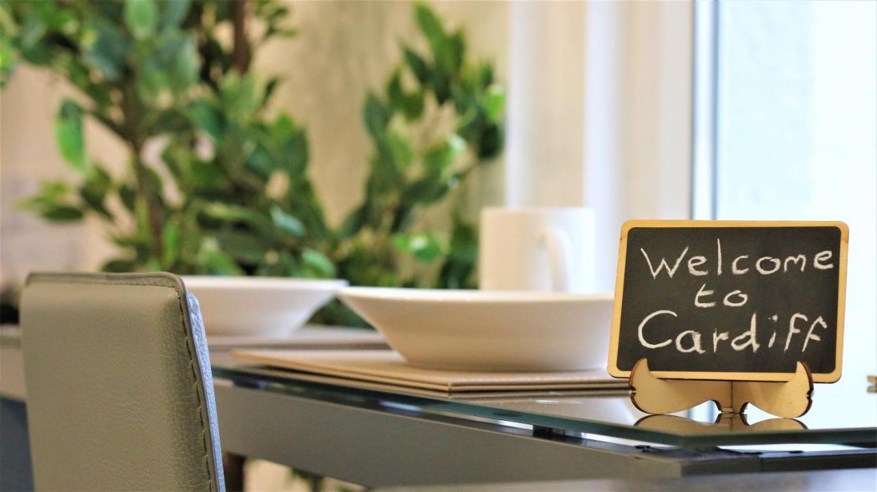 Free Local Parking - Fast Wifi - Sleeps 10 Guests By Property Promise Cardiff Kültér fotó