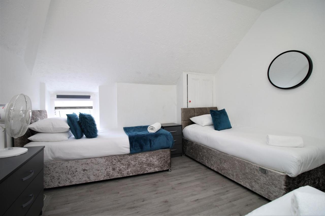 Free Local Parking - Fast Wifi - Sleeps 10 Guests By Property Promise Cardiff Kültér fotó