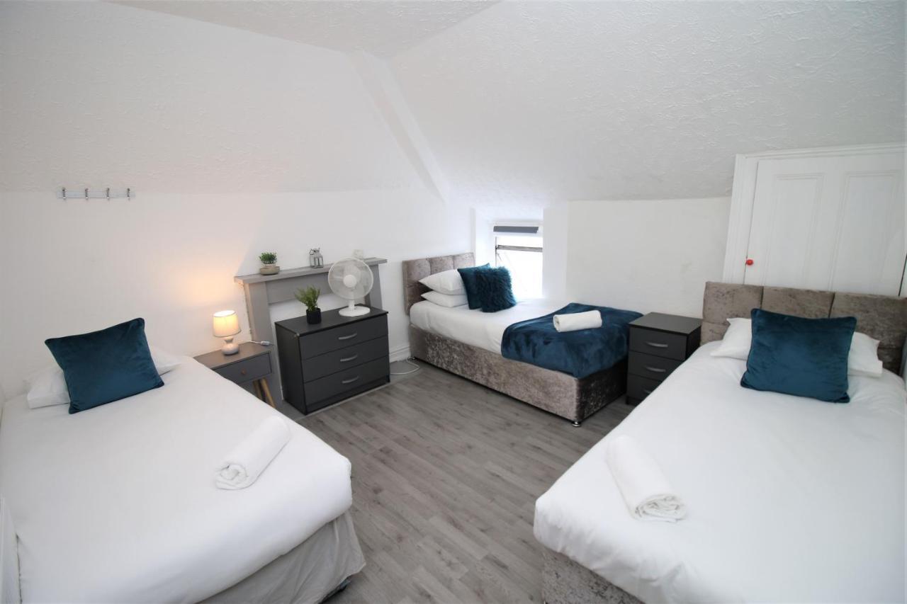 Free Local Parking - Fast Wifi - Sleeps 10 Guests By Property Promise Cardiff Kültér fotó